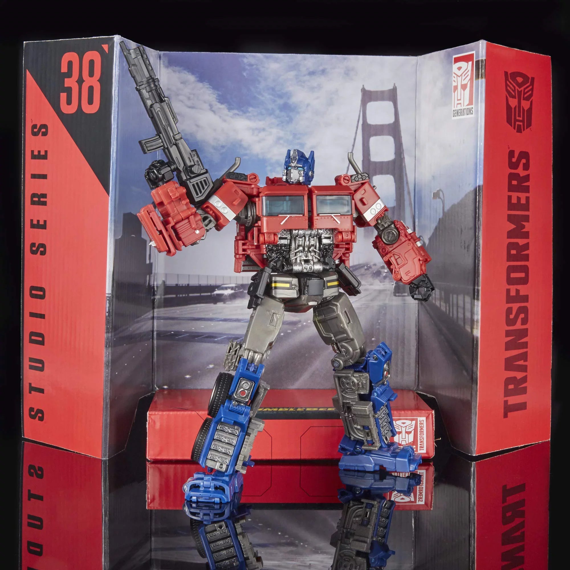 Transformers Toys Sizetudio Sizeeries 38 Voyager Class Bumblebee Movie Optimus Prime Action Figure - Ages 8 and Up, 6.5-inch