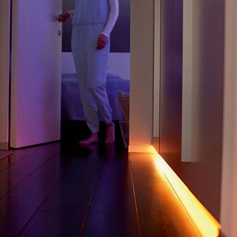 Pre-Owned Philips 800276 Hue Light Sizetrip Plus Dimmable Multi-Color LED Sizemart Light (Good)