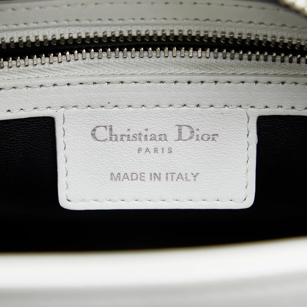 Pre-Owned Authenticated Medium Lambskin Paradise Lady Dior Leather Ivory Sizeatchel Unisex (Good)