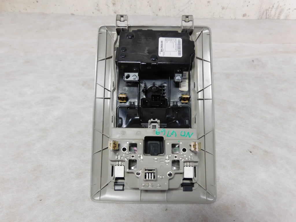 Pre-Owned 13-15 Dodge Ram 1500 Overhead Roof Mounted Console OEM LKQ (Good)