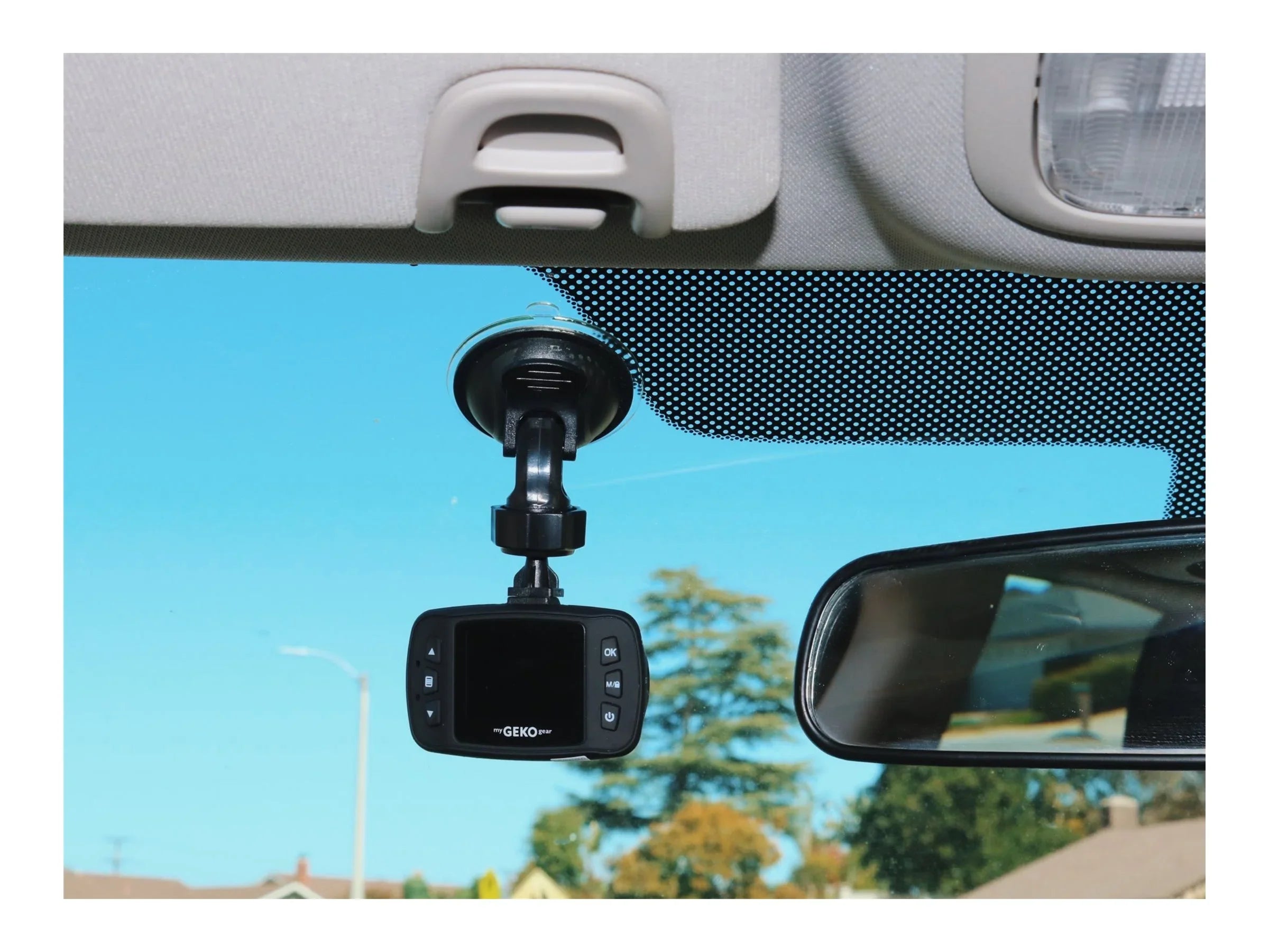 myGEKOgear Orbit 110 1080p Full HD Dash Cam with Built in G-Sizeensor, 8GB SizeD Card