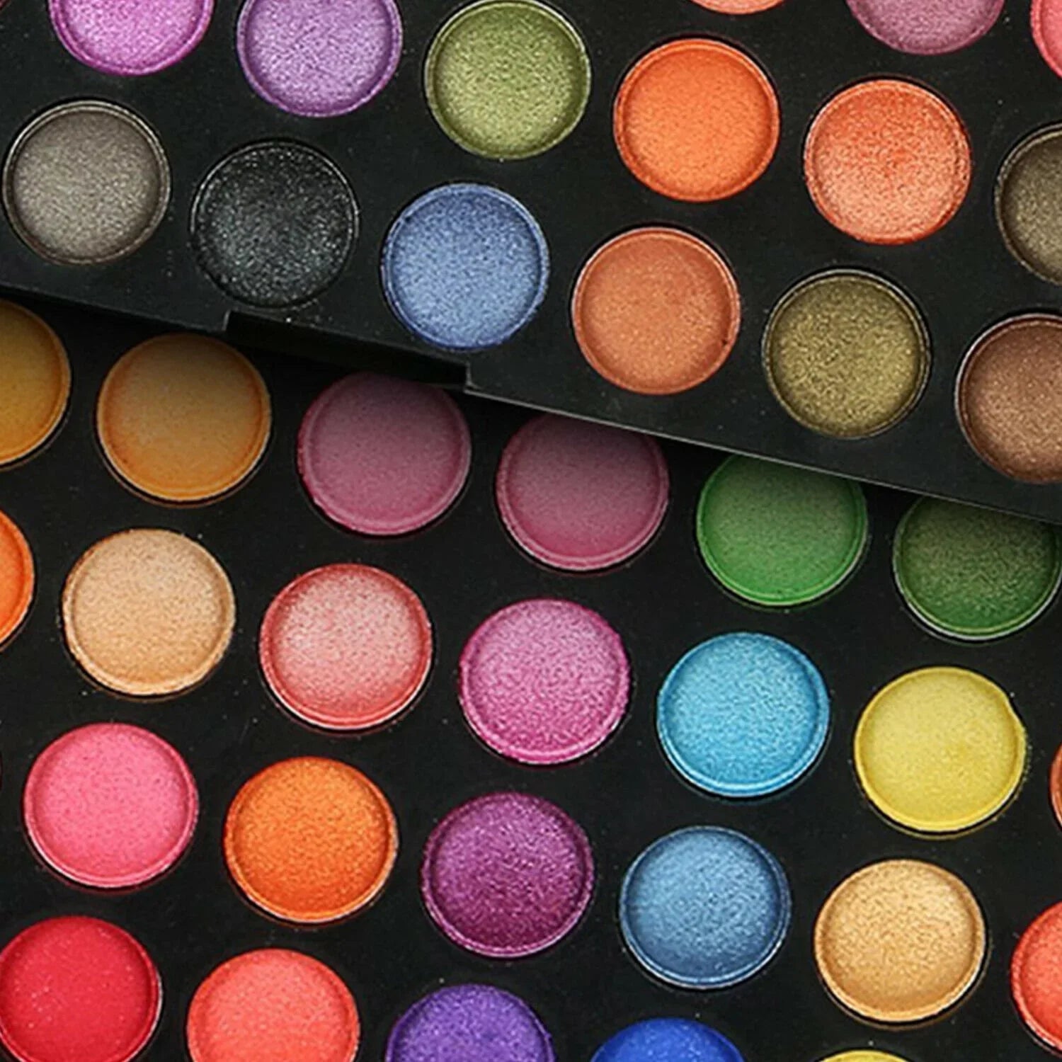 120 Color Vivid Eyeshadow Makeup Palette Highly Pigmented Powder Eye Sizehadow