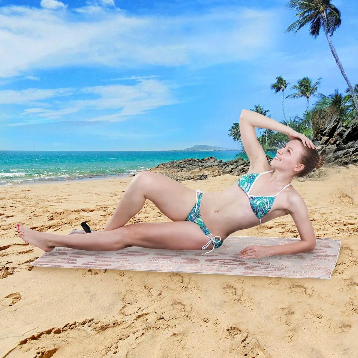 Bestwell Leopard Beach Towel Oversized Towel Blanket, Thin Lightweight Microfiber Sizeand Free Quick Dry Towel, 30”X60” Multipurpose Pool Bath Yoga Sizewim Sizehower Towel