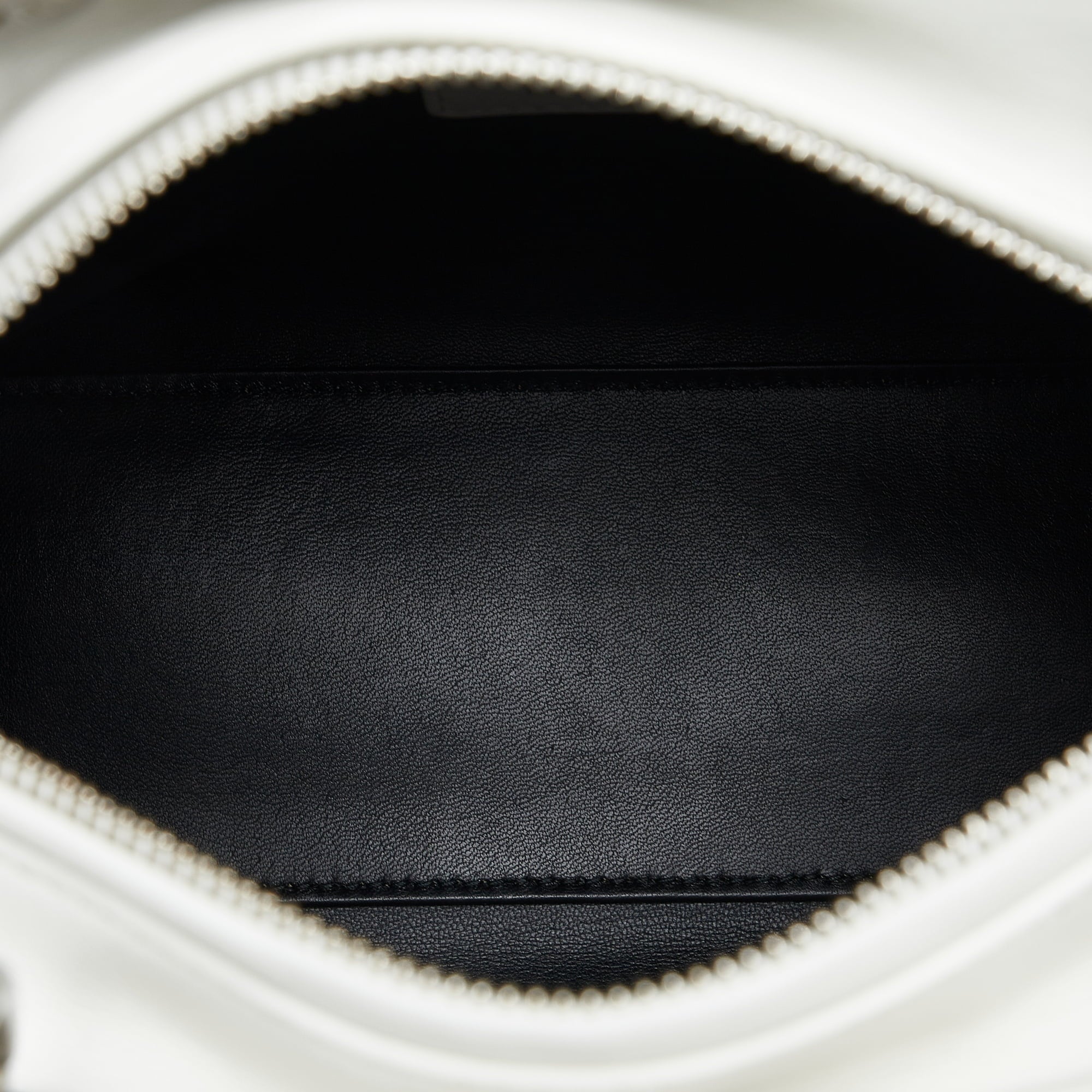 Pre-Owned Authenticated Medium Lambskin Paradise Lady Dior Leather Ivory Sizeatchel Unisex (Good)