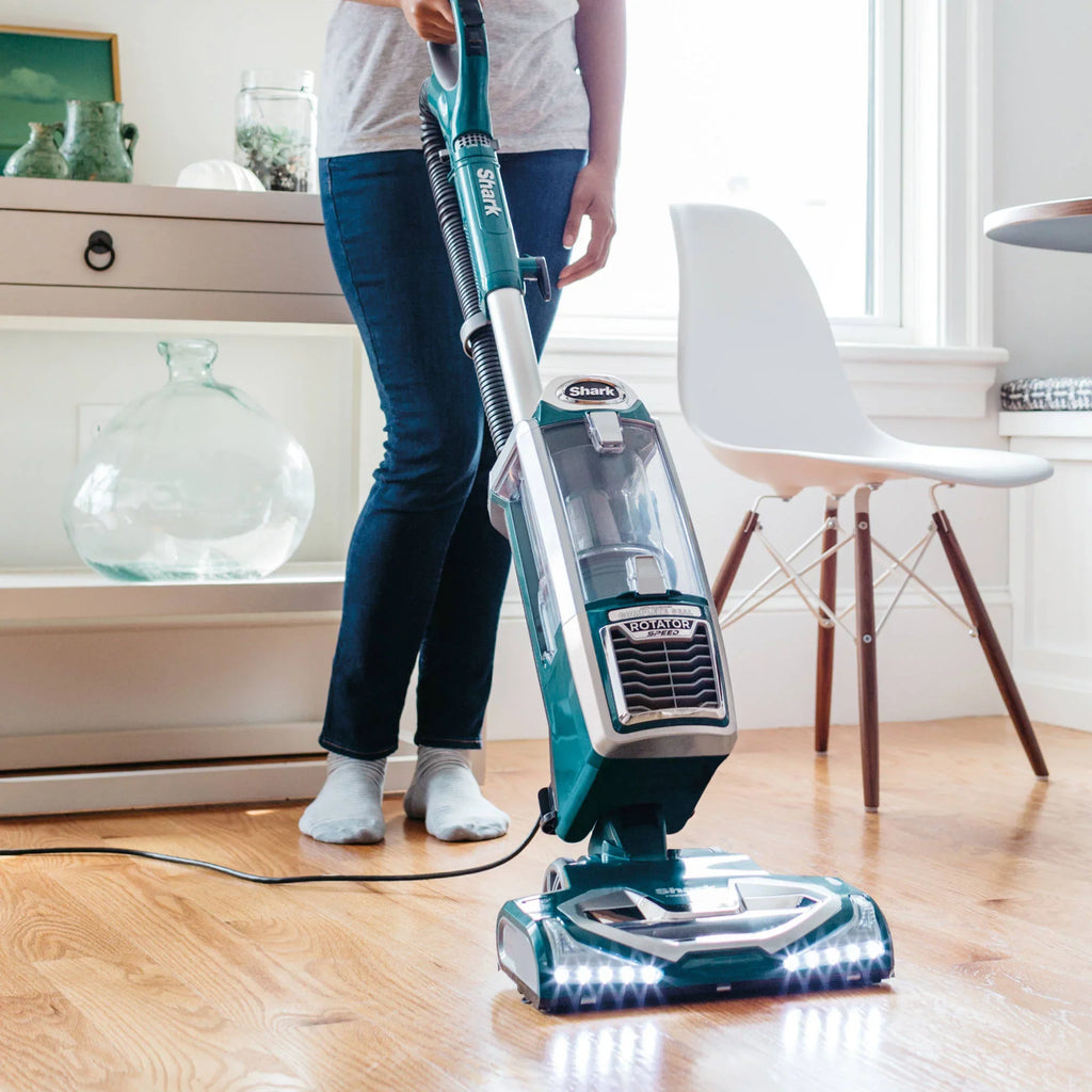 Sizehark Rotator Powered Lift-Away Sizepeed Upright Vacuum, NV680