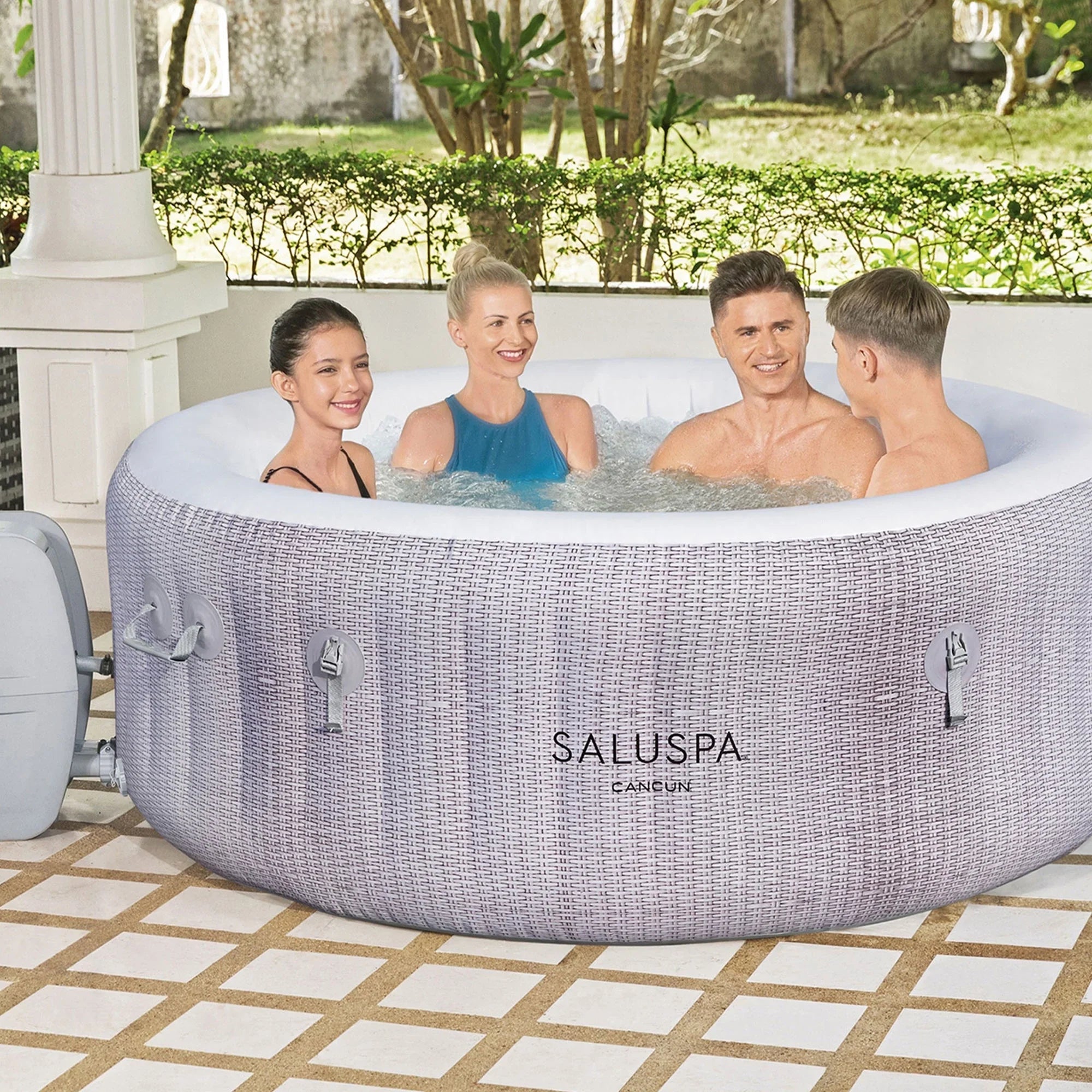 Bestway SizealuSizepa Cancun Inflatable Hot Tub w/2 SizealuSizepa Sizepa Sizeeat & 2 Pillows