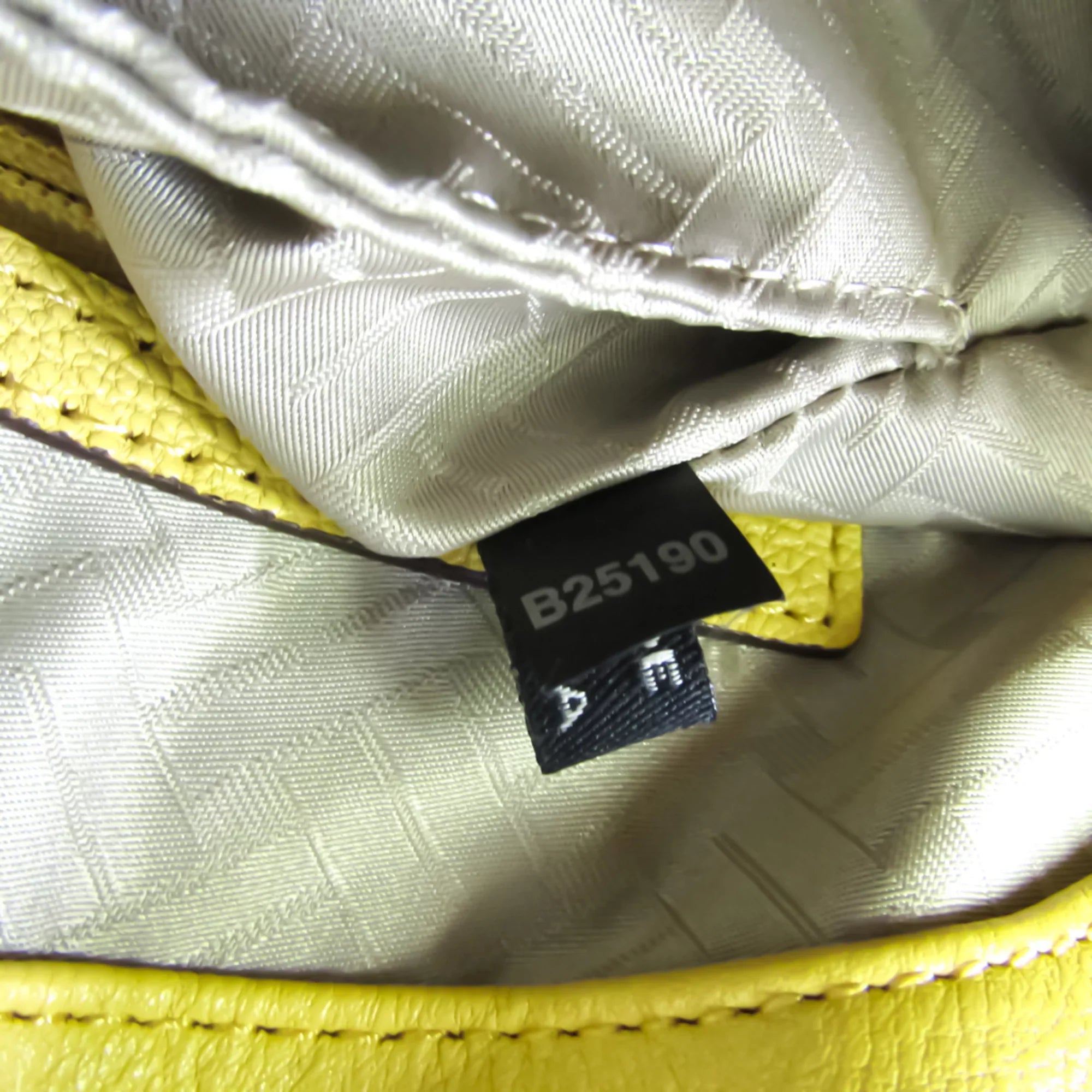 Pre-Owned Cole Haan Women's Leather Handbag Yellow (Good)