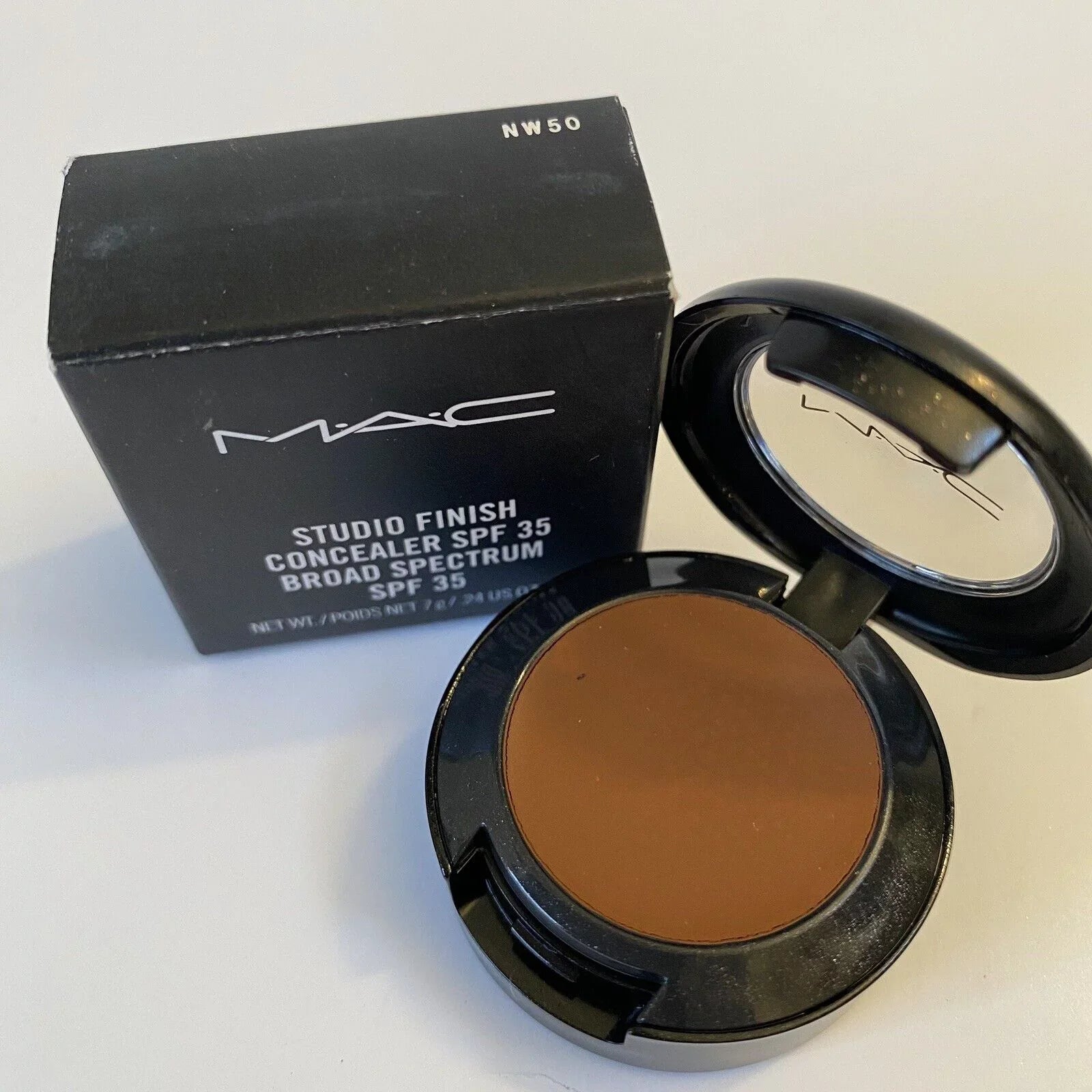MAC COSizeMETICSize SizeTUDIO FINISizeH CONCEALER SizePF 35 NW50 NET WT 0.24oz / 7 ML