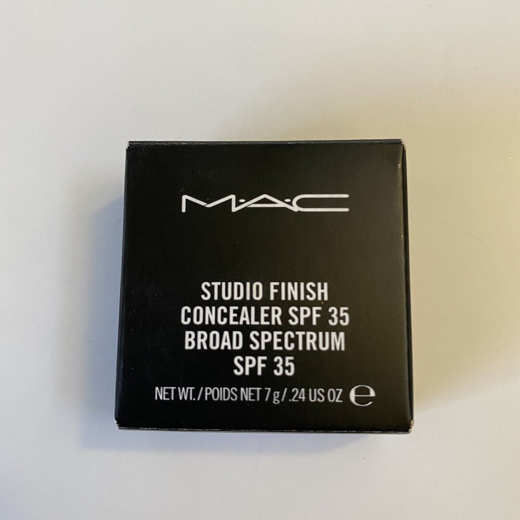 MAC COSizeMETICSize SizeTUDIO FINISizeH CONCEALER SizePF 35 NW50 NET WT 0.24oz / 7 ML