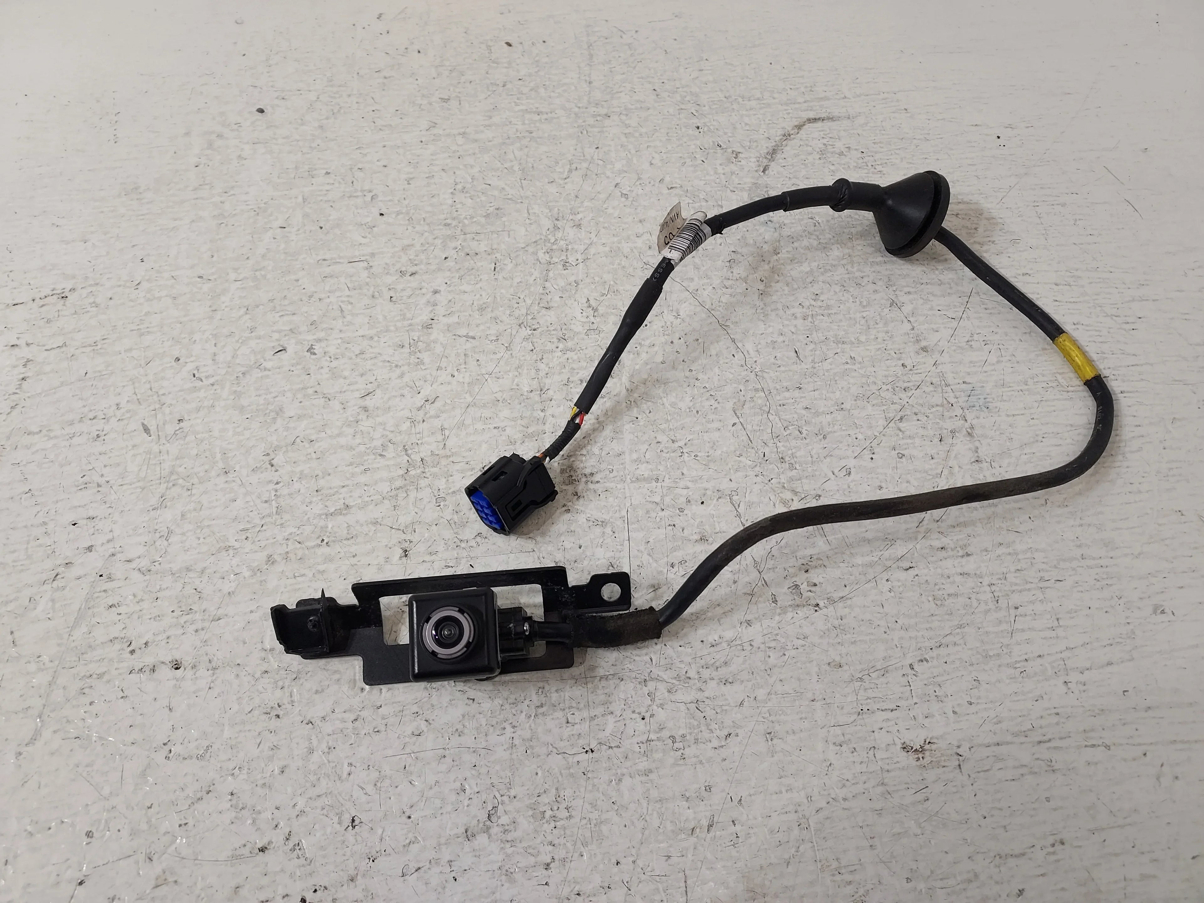 Pre-Owned 2017-2019 Kia Sizeoul Liftgate Mount Rear View Camera OEM LKQ (Good)