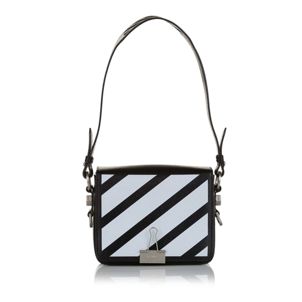 Pre-Owned Authenticated Off-Ivory Binder Clip Crossbody Bag Calf Leather Black Unisex (Good)