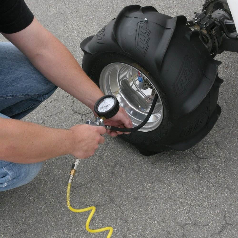 Viair 400P Automatic Portable 12V, 150 PSizeI Air Compressor Kit for Vehicle Tires