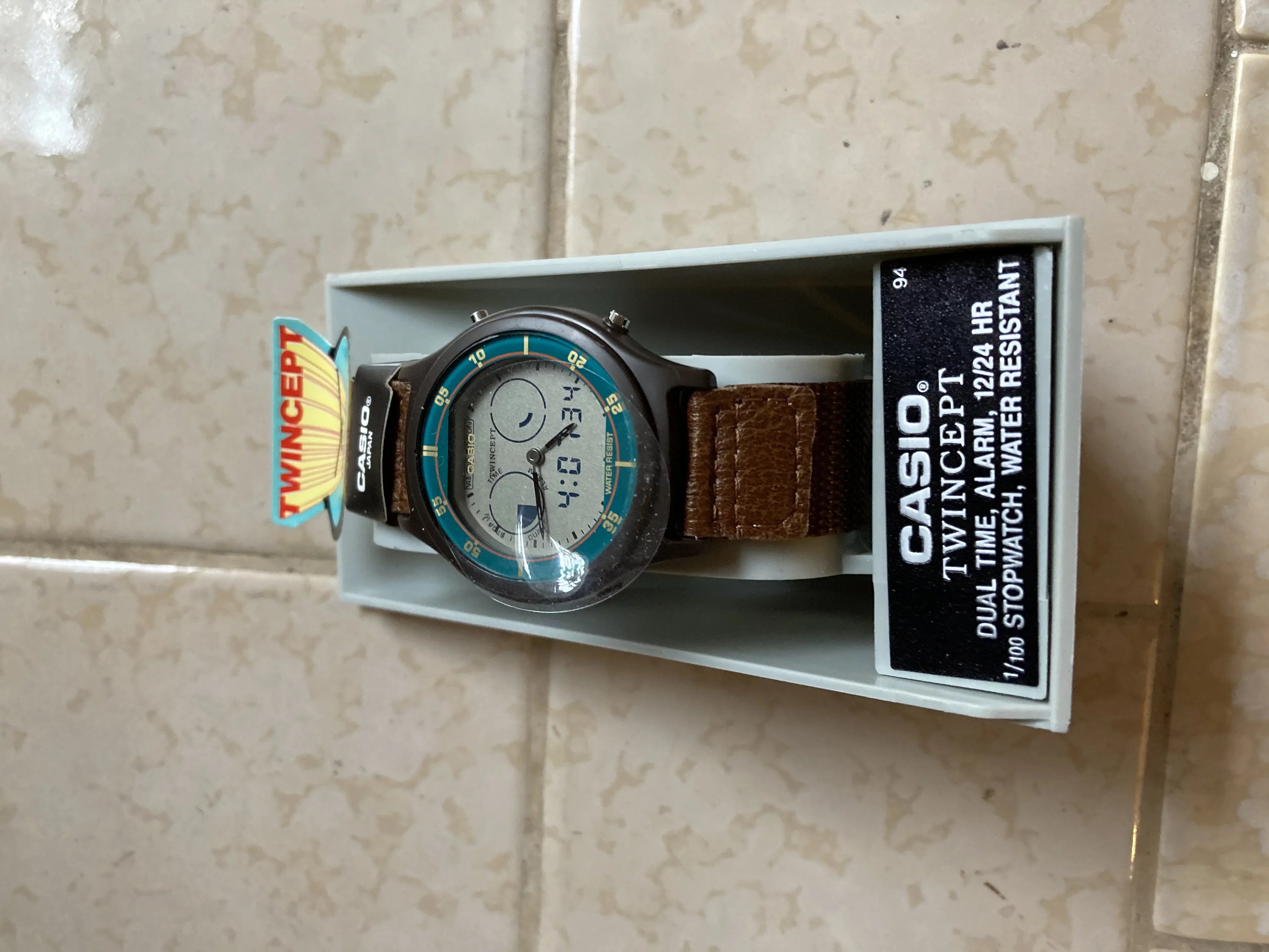 Rare Vintage Casio AQX-11 Twincept Analog Digital Watch