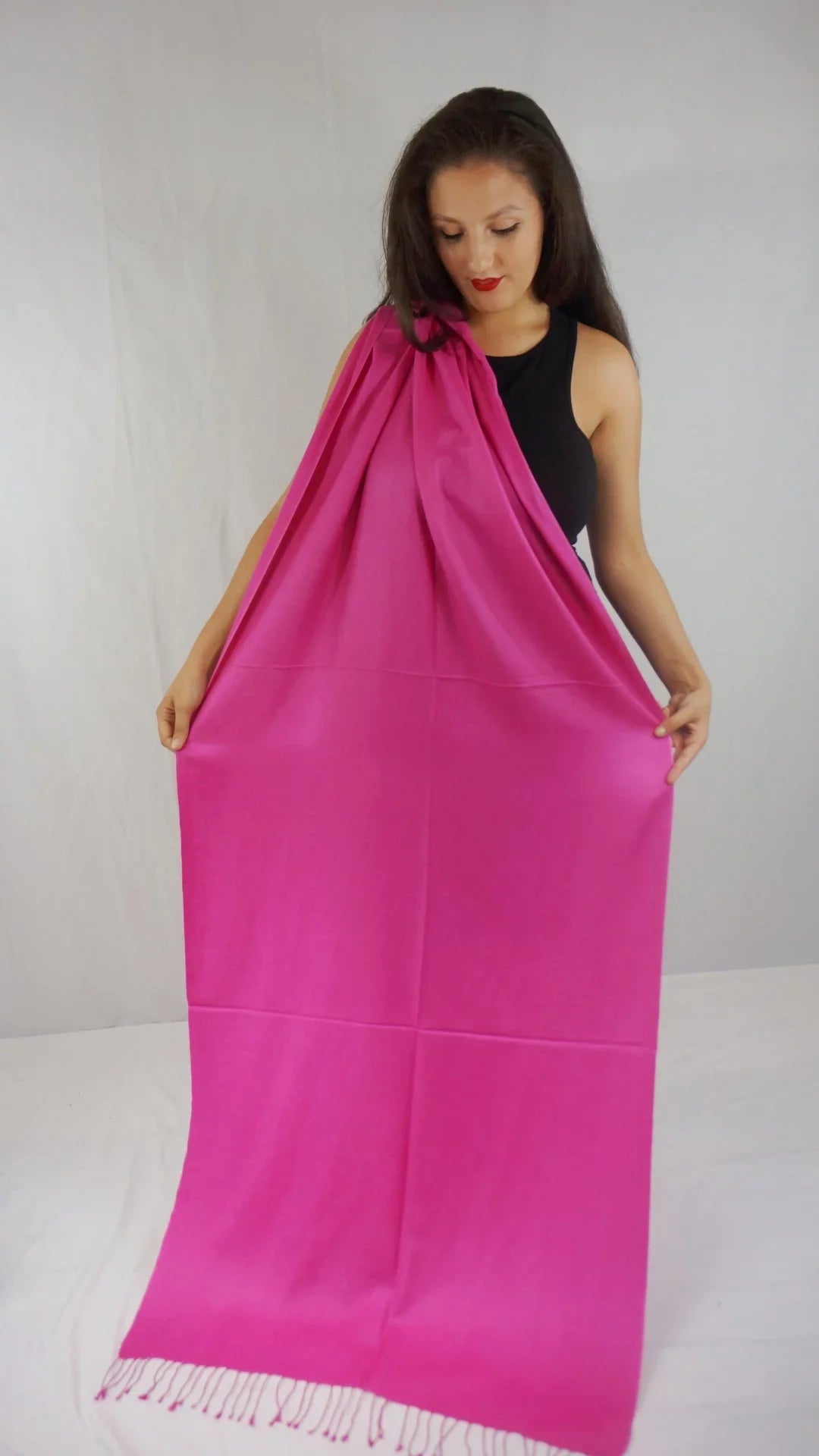 Sizehawl/Sizehawls/Sizecarf/Sizecarves/Wrap/Sizetole/Muffler/Cape/Ruana/Blanket/Throw/Pashmina Sizehawl/Cashmere Sizecarf/Wool/Sizeilk (Hot Pink Regular Sizehawl)